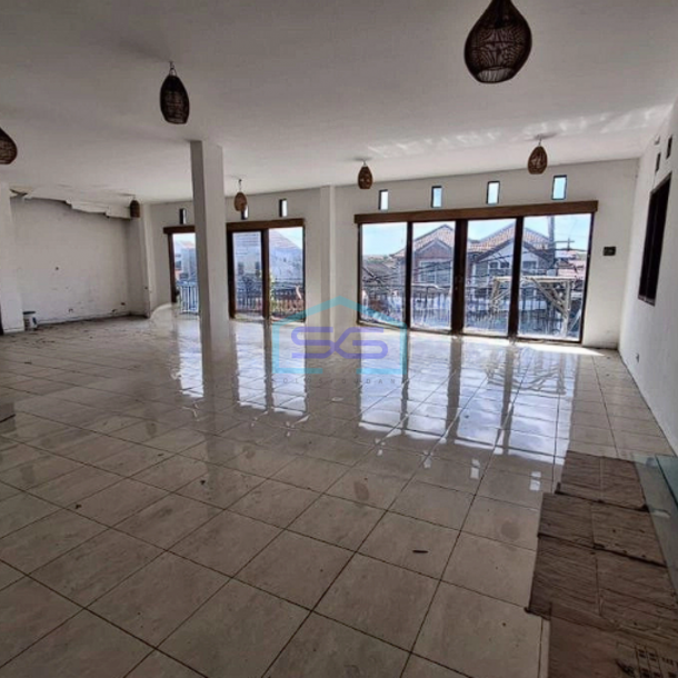 Disewakan Ruang Usaha Extra Luas di Canggu Badung Bali  Luas Bangunan 600m2-2