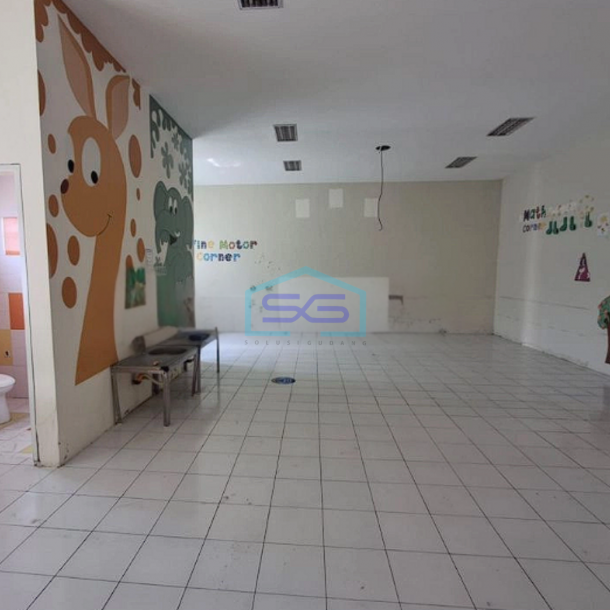 Disewakan Gedung Komersil Parkiran Luas di Renon Denpasar Bali LT 1000m2-2