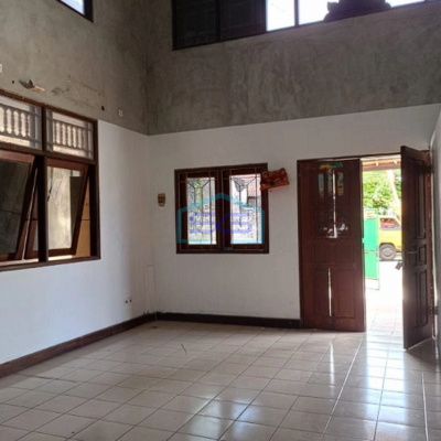 Disewakan Gudang di Pusat Niaga Denpasar Barat Bali Luas Bangunan 1400m2