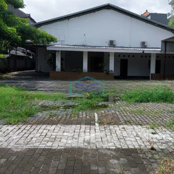 Disewakan Gedung Komersil di Bali Denpasar Luas Bangunan 1160m2-1