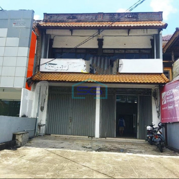 Disewakan Ruko Gandeng Plus Tanah Kosong di Gatsu Denpasar Bali LT 300m2-1