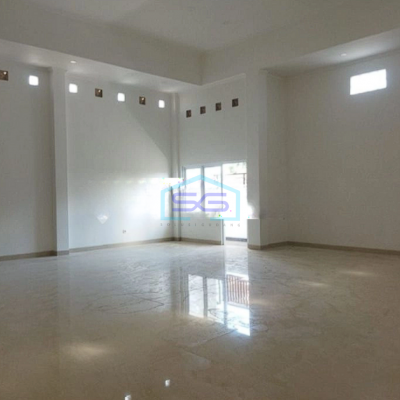 Disewakan Ruko Tempat Usaha Area Kerobokan Badung Bali LB 220m2-4