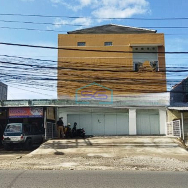 Disewakan Ruko Tempat Usaha Area Kerobokan Badung Bali LB 220m2-1