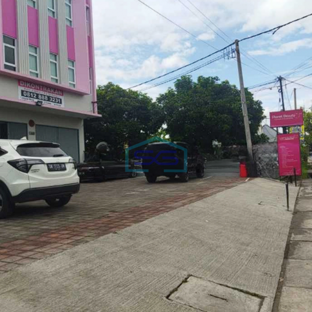 Disewakan Ruko Gandeng 3 Lantai Semi Furnished di Denpasar Bali LB 400m2-1