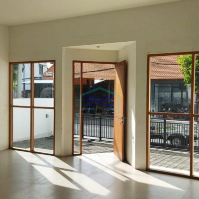 Disewakan Ruko Tempat Usaha di Canggu Bali Luas Bangunan 300m2-4