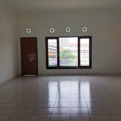 Disewakan Ruko Gandeng 2 Lantai Parkiran Luas di Denpasar Bali LB 200m2