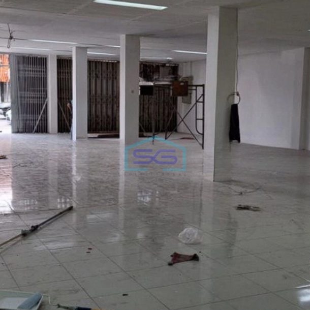 Disewakan Ruko Gandeng 3 Lantai Parkiran Luas di Gatsu Barat Denpasar Bali LB 550m2-4