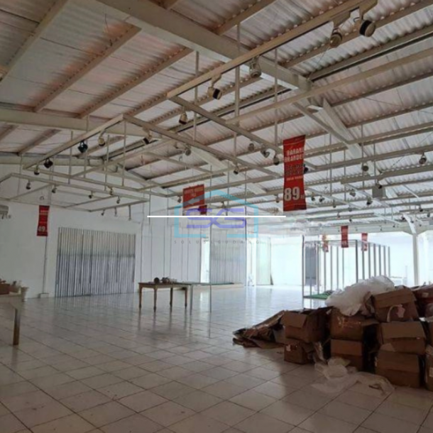 Disewakan gedung tempat usaha di keramaian Denpasar Barat Bali-1