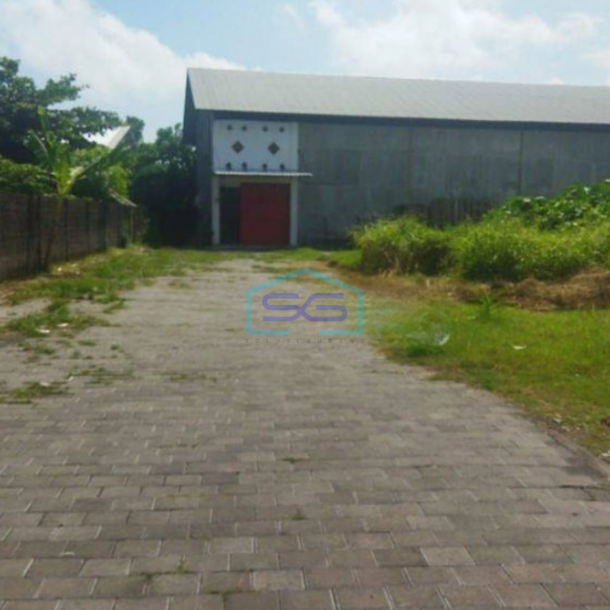 Dijual tanah bonus gudang untuk tempat usaha dekat by pass Kuta Bali-1