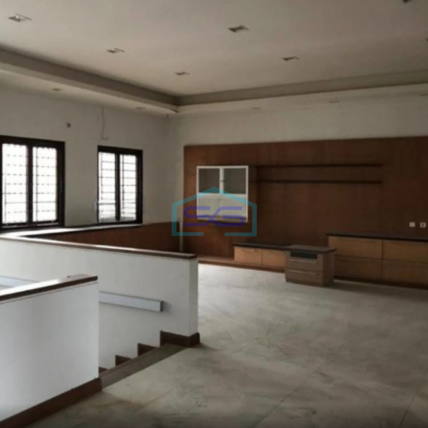 Dijual Ruang Usaha di Jalan Ambengan Surabaya Strategis Luas Tanah 656m2-8