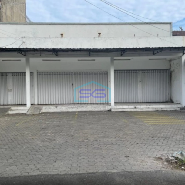 Disewakan Ruang Usaha Komersial di Pinggir Jalan Raya Jemursari Surabaya LB 240m2-1