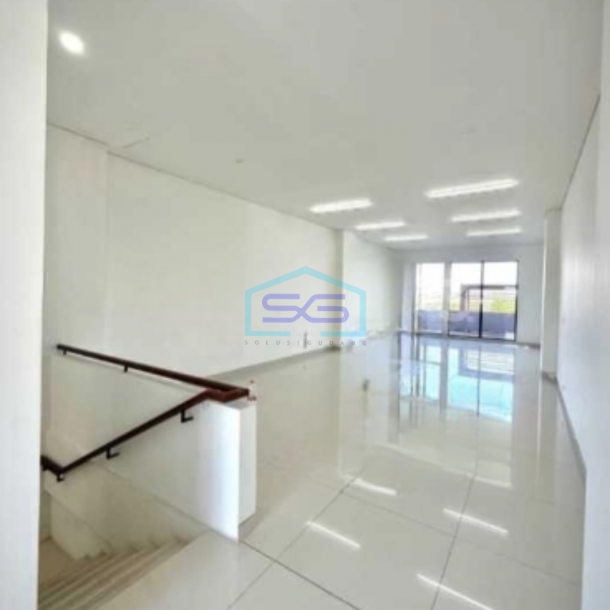 Disewakan Ruko Baru Siap Pakai Langsung Menghadap Jalan Raya di Surabaya LB 425m2-4