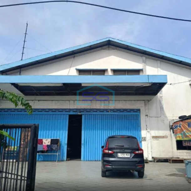 Disewakan Gudang Siap Pakai Langsung Menghadap Jalan Raya Kalimas Barat Surabaya Luas 800m2-1