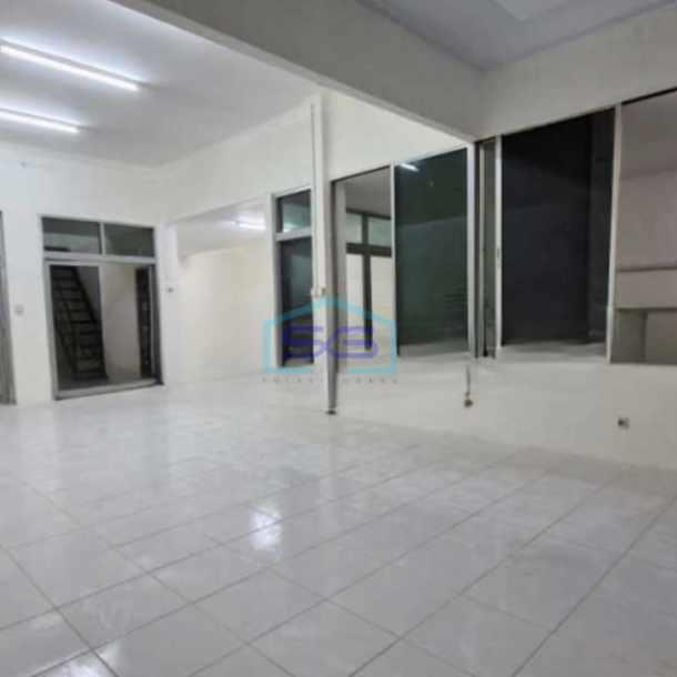 Disewakan Rukoo di Kebayoran Baru Luas Bangunan 280 m²-1
