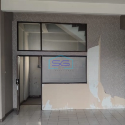 Disewakan Ruko 4 Lantai di Panglima Polim Luas Tanah 56 m²