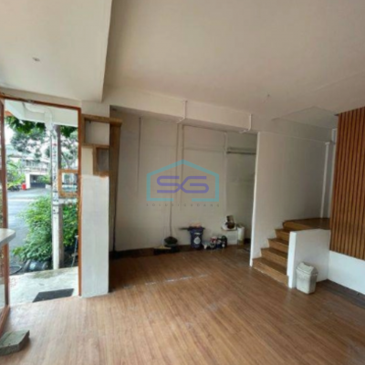 Disewakan Ruko 3 Lantai Di Kemang Luas Tanah 50 m²-4