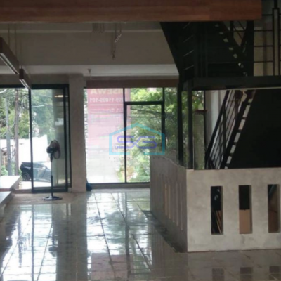 Disewakan Ruko Di ebayoran Baru Luas Tanah 125 m²