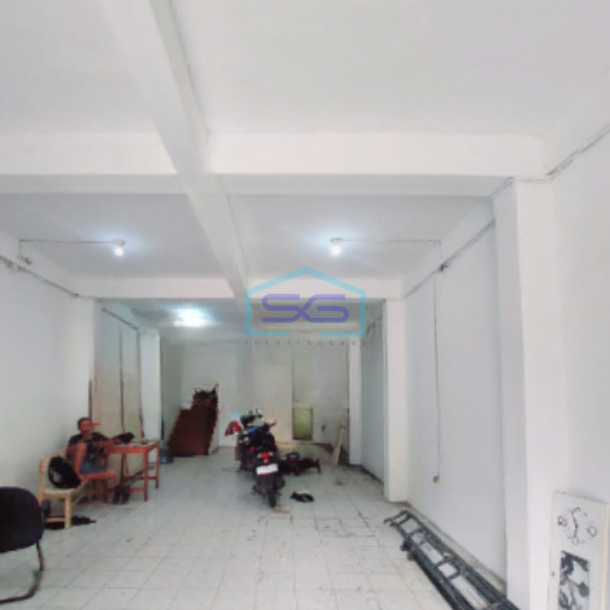Dijual Ruko 3 Lantai Luas Bangunan  300 m² di Jakarta Selatan-3