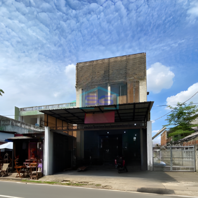 Disewakan Ruko Luas Tanah  120 m² Lokasi di Kemang Jakarta Selatan