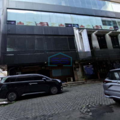 Disewakan Ruko Ada Lift Luas Bangunan  300 m² di Jakarta Selatan