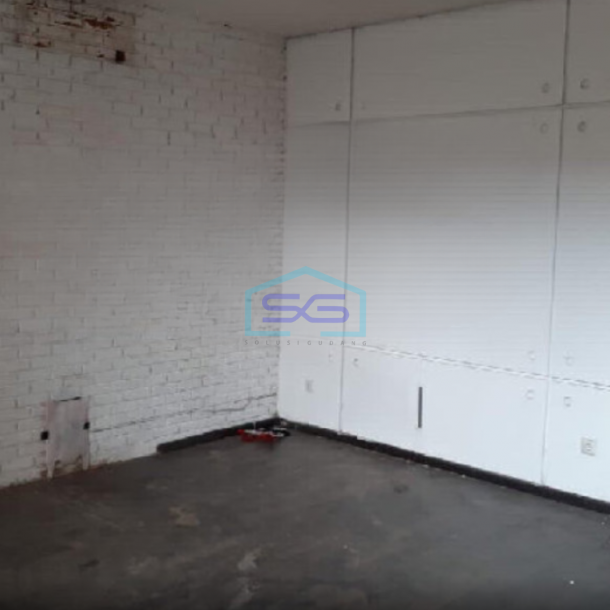 Disewakan Ruko 3 Lantai Luas Tanah  100 m² di Cipete Jakarta Selatan-2