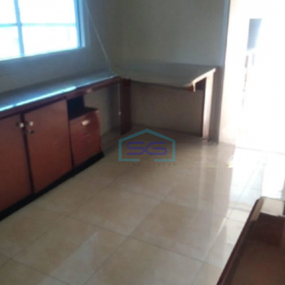 Disewakan Kantor Luas Tanah 101 m² Lokasi Strategis di Kuningan Jakarta Selatan