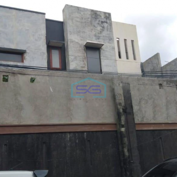 Disewakan Ruko Cocok Buat Kantor Di Jalan Wijaya Jakarta Selatan LT 900m2-1