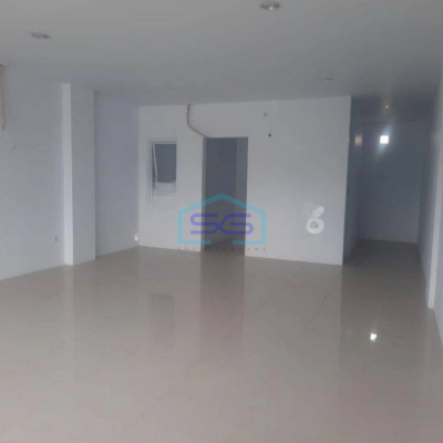Disewakan Rumah Kantor 3 Lantai Di Jl H Nawi Jakarta Selatan LB 214m2