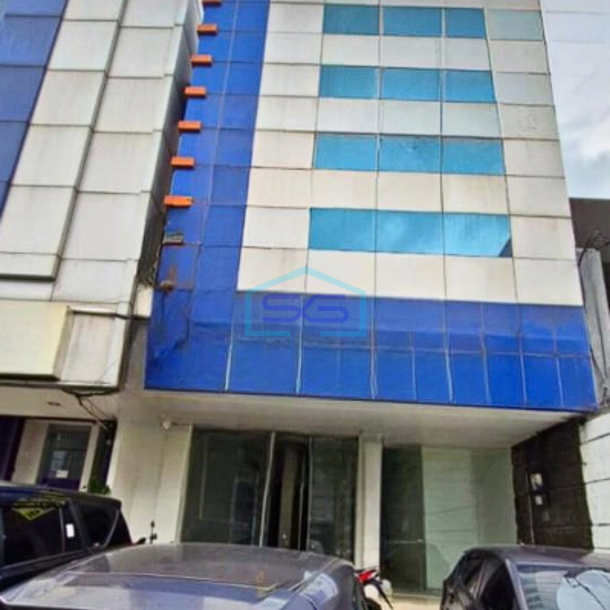 Disewakan Ruko Strategis Dekat Kawasan Bisnis Jakarta Selatan LB 280m2-1