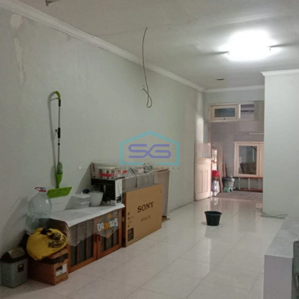 Disewakan Ruko Gandeng 3 Lokasi di Kebayoran Lama Jakarta Selatan LB 450m2-1