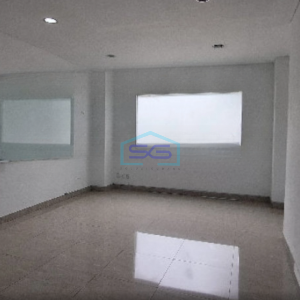 Disewakan Kantor Luas Tanah  1237 m² Lokasi di Kebayoran Baru Jakarta Selatan-2