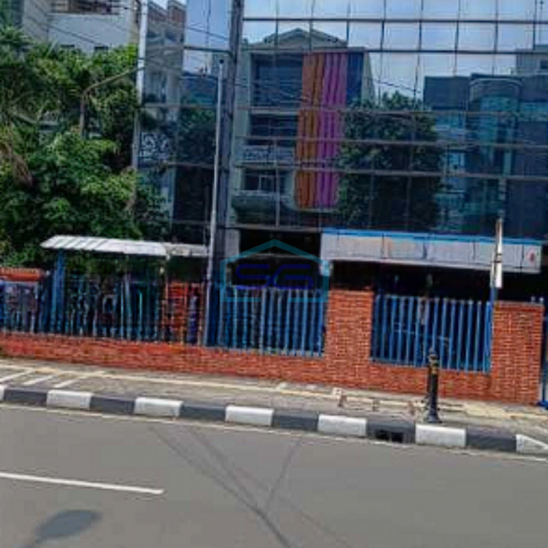 Dijual Gedung Kantor 4 Lantai Di Menteng Jakarta Pusat Lokasi Strategis LB 1100m2-1