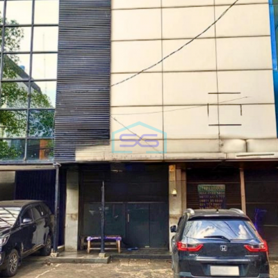 Dijual Ruko 4.5 Lantai , Area Bisnis Ramai Di Melawai Jakarta Selatan LT 100m2