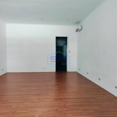 Dijual Ruko Di Lokasi Sangat Strategis Di Jakarta Selatan Bangunan 4 Lantai