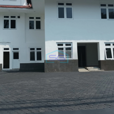Dijual Kantor 8 Lantai Di Menteng Luas Tanah 1046 m²