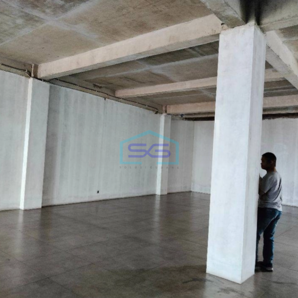 Dijual Ruko 4 Lantai Di Lokasi Yang Sangat Strategis Di Jakarta Selatan LB 1200m2-3
