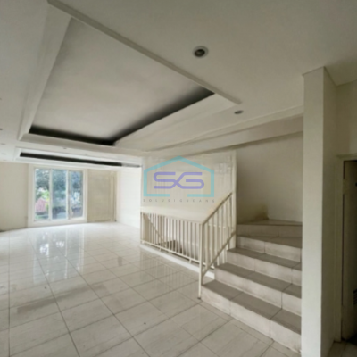 Disewakan Ruko 3 lantai di Area Bangka Kemang Luas Tanah 220 m²