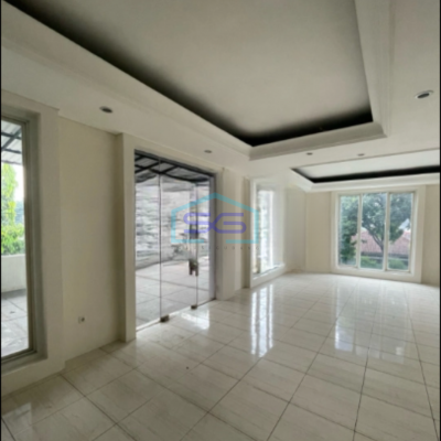 Disewakan Ruko 3 lantai di Area Bangka Kemang Luas Tanah 220 m²