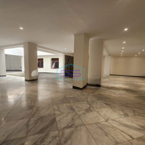Disewakan Kantor di Menteng Luas Tanah 1000 m²-1