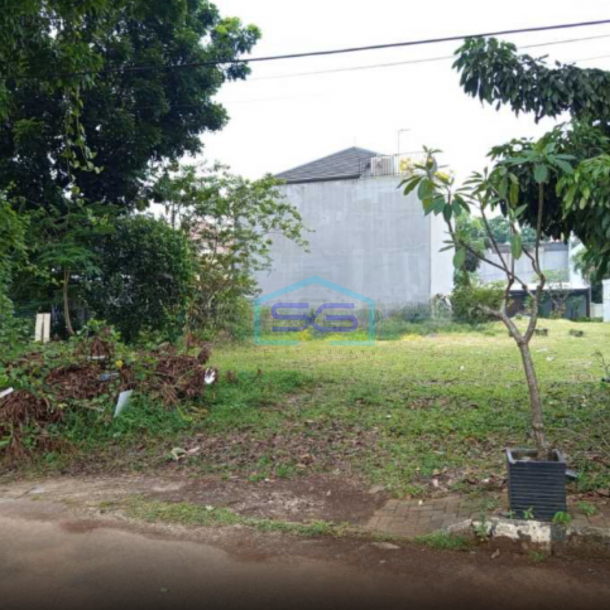 Disewakan Siap Pakai Lokasi Strategis Ruko Sentra Gading Gading Serpong, Tangerang Luas Bangunan 237 m²-1