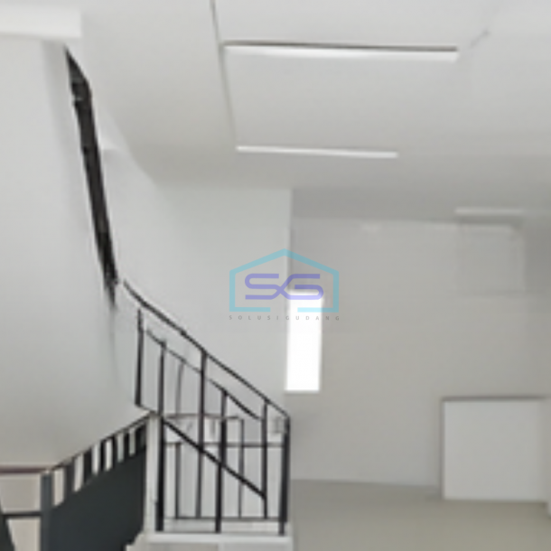 Dijual Ruko 3 Lantai Siap huni di Golden Madrid 2 BSD Tangerang Luas Bangunan  180 m²-2