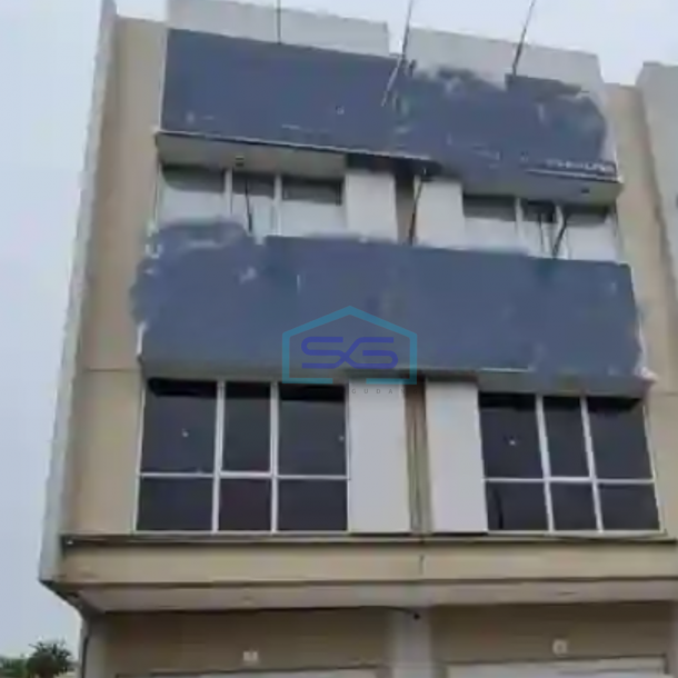 Dijual Ruko Bagus Gandeng di Sorrento Junction Posisi Hoek dan Badan Gading Serpong, Tangerang Luas Bangunan 324 m²-1