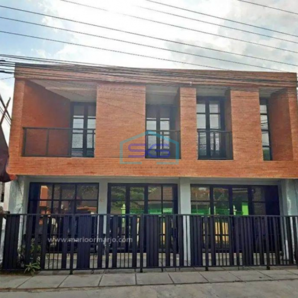 Dijual Ruko Murah Cantik Bangunan Baru Cocok Kantor Dekat Bandara Adi Sucipto LB 200m2 Yogyakarta-1