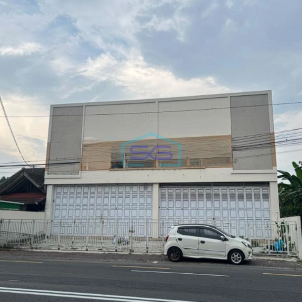 Disewakan Ruko Area Tengah Kota Cocok Untuk Kantor Dan Usaha Dekat Stasiun Tugu Yogyakarta LB 480m2-1