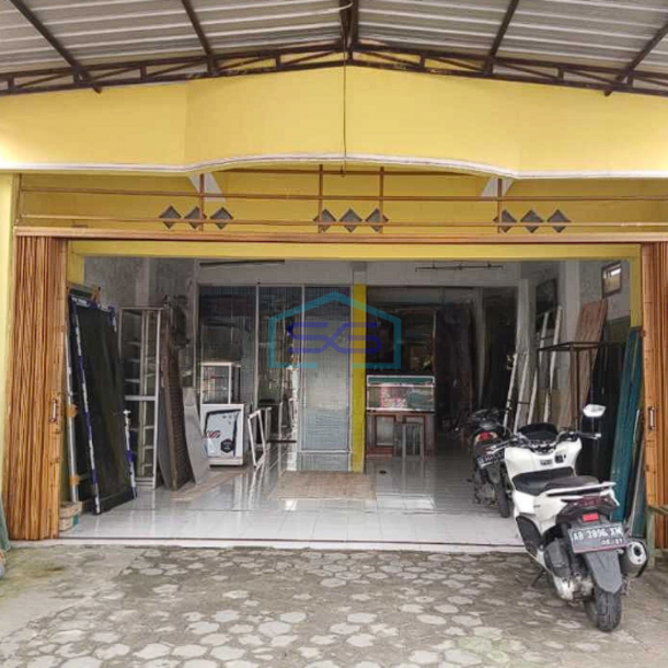 Disewakan Ruko Murah Area Gamping Dekat Dengan Tol Sleman Yogyakarta LB 350m2-3