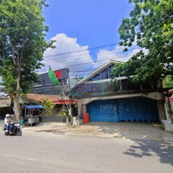 Dijual Ruko Murah Cocok Usaha Dan Kantor Tepi Jalan Utama Dekat Jombor LB 225m2 Yogyakarta-1