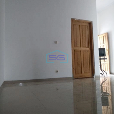 Disewakan Ruko 2 Lantai Murah Tepi Jalan Cocok Kantor Dan Usaha Area Gamping Yogyakarta