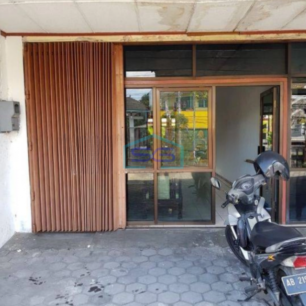 Disewakan Gedung Murah Parkir Luas Cocok Untuk Kantor di Yogyakarta LT 700m2-2