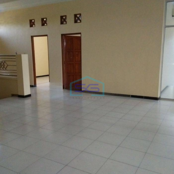 Disewakan Ruko Besar Tanah Luas Cocok Kantor LT 2000m2 Yogyakarta-3