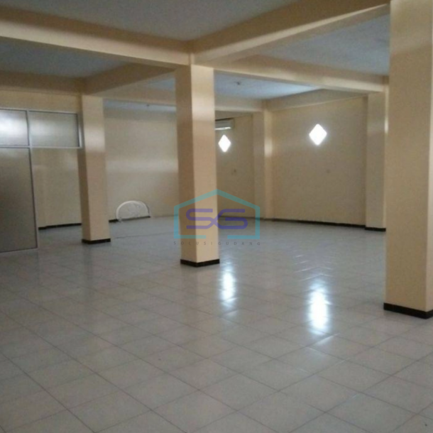 Disewakan Ruko Besar Tanah Luas Cocok Kantor LT 2000m2 Yogyakarta-2